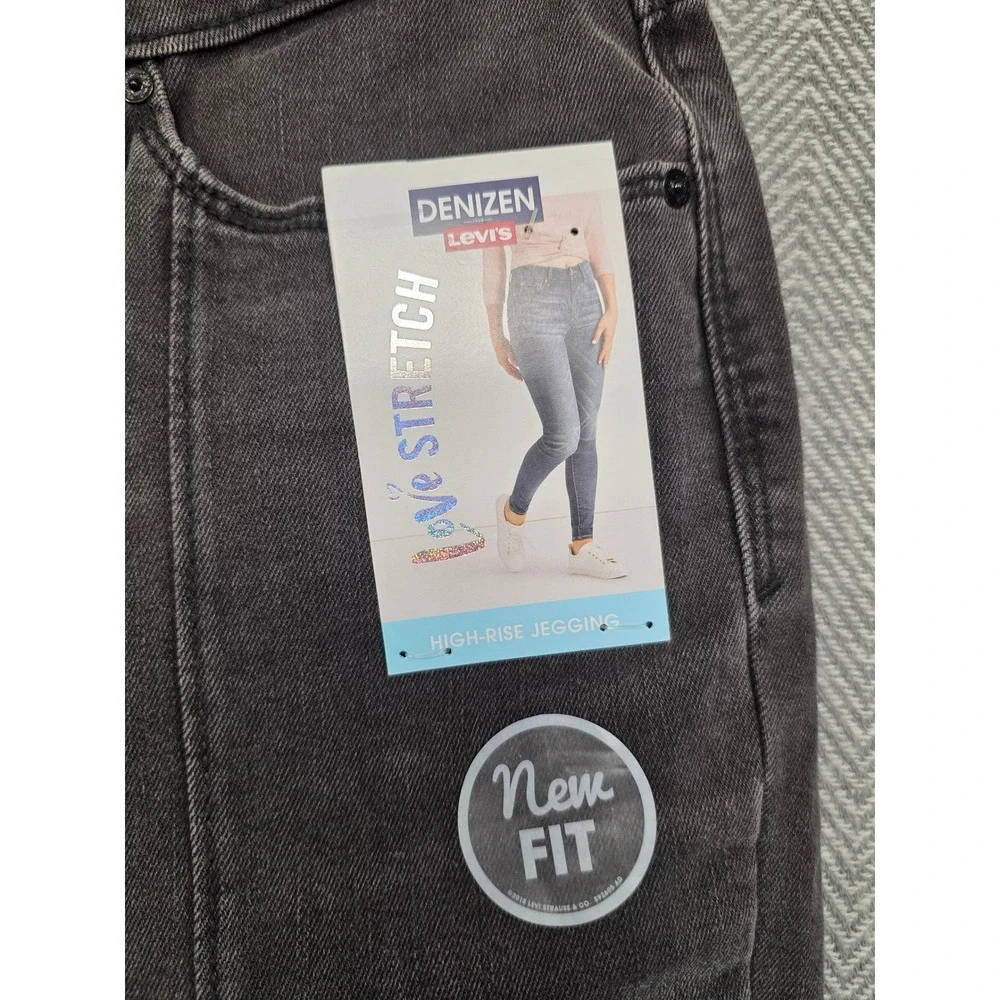Denizen from Levis denizen from